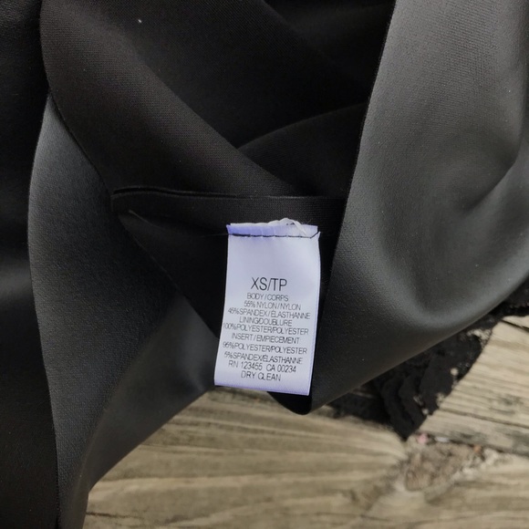 🌟HP🌟Lace & Leather Sheath Dress Size XS - Picture 6 of 6